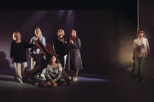 Ukrainske kvinder c.jpg