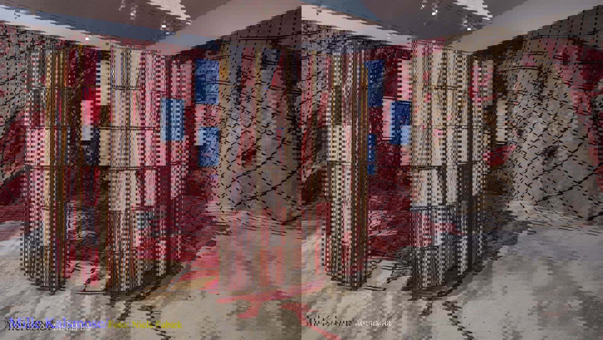 .