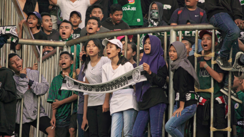 Ultras a.jpg